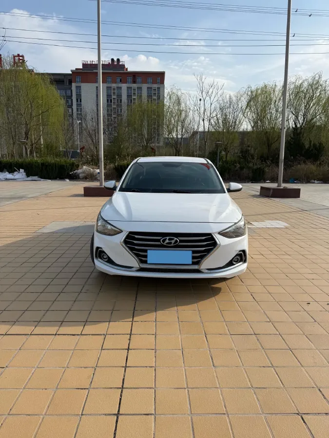 2017 Hyundai Celesta 1.6L 123HP L4 6AT,autocango,china used car exporter,china ev exporter,chinese used car exporter,chinese used ev exporter