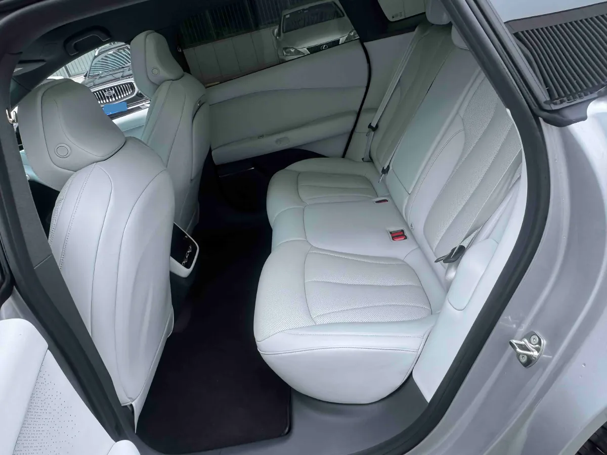 2024 Xpeng P7+ BEV 60.7KWH,autocango,china used car exporter,china ev exporter,chinese used car exporter,chinese used ev exporter