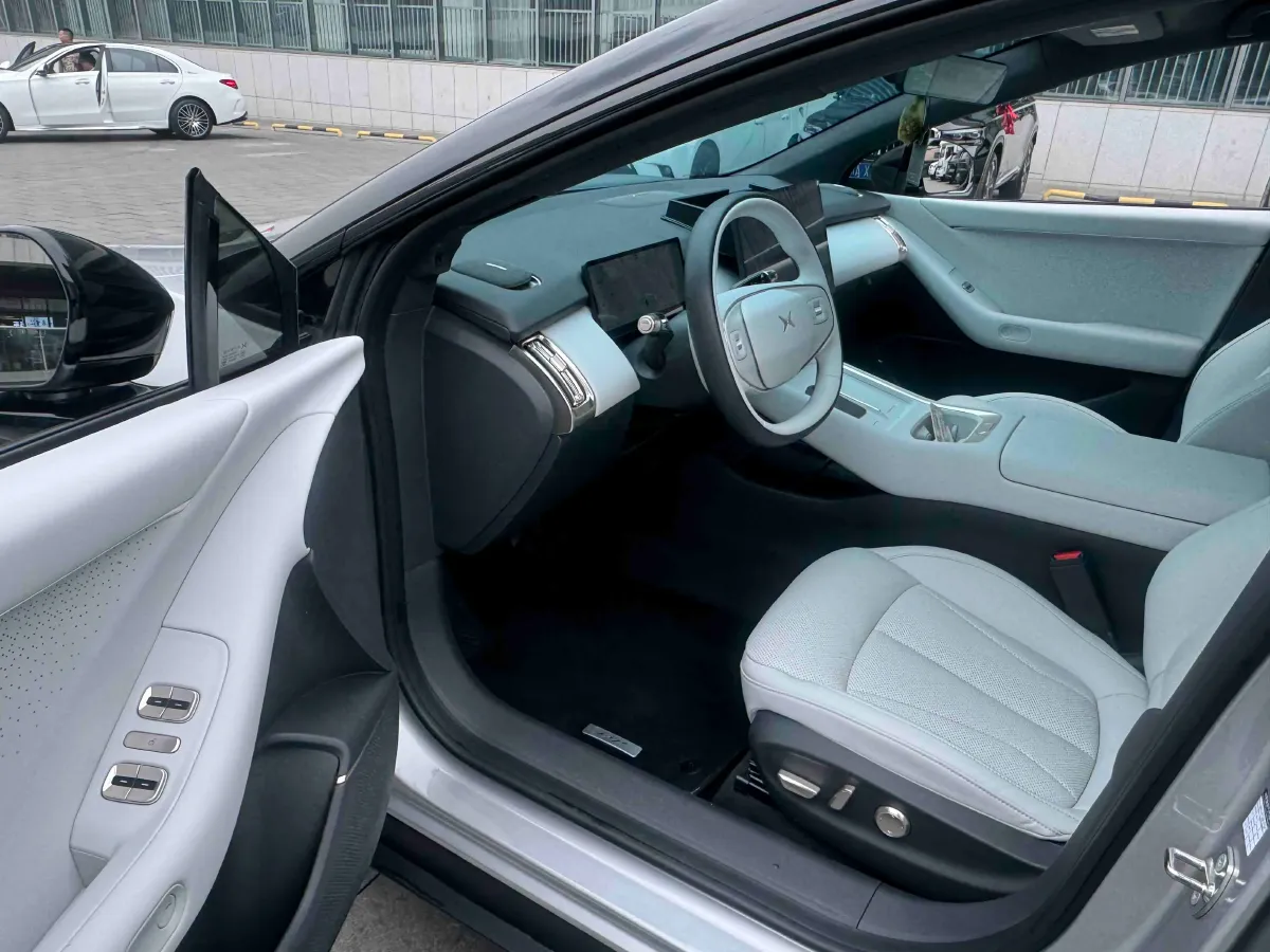 2024 Xpeng P7+ BEV 60.7KWH,autocango,china used car exporter,china ev exporter,chinese used car exporter,chinese used ev exporter