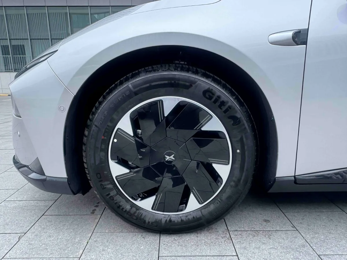 2024 Xpeng P7+ BEV 60.7KWH,autocango,china used car exporter,china ev exporter,chinese used car exporter,chinese used ev exporter