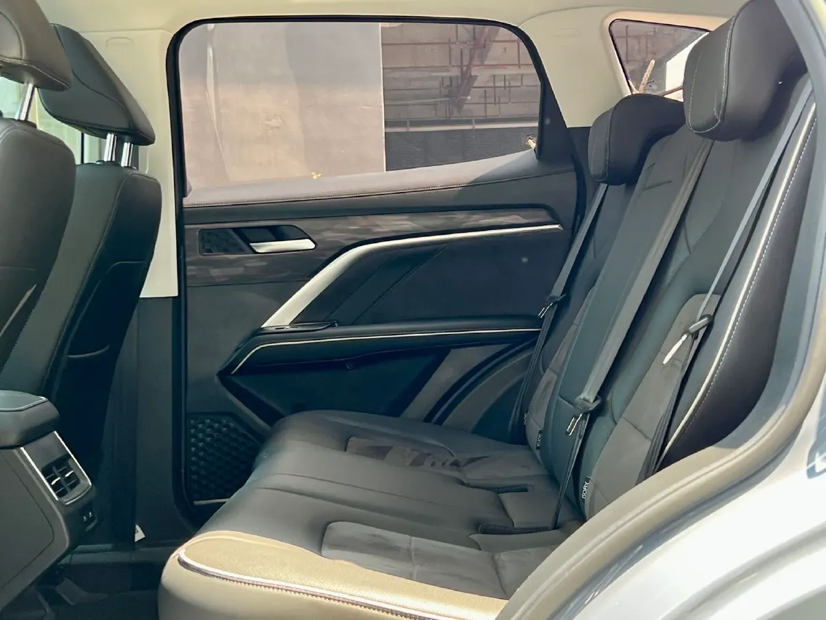 2023 Haval H6 1.5T 150HP L4 7DCT,autocango,china used car exporter,china ev exporter,chinese used car exporter,chinese used ev exporter