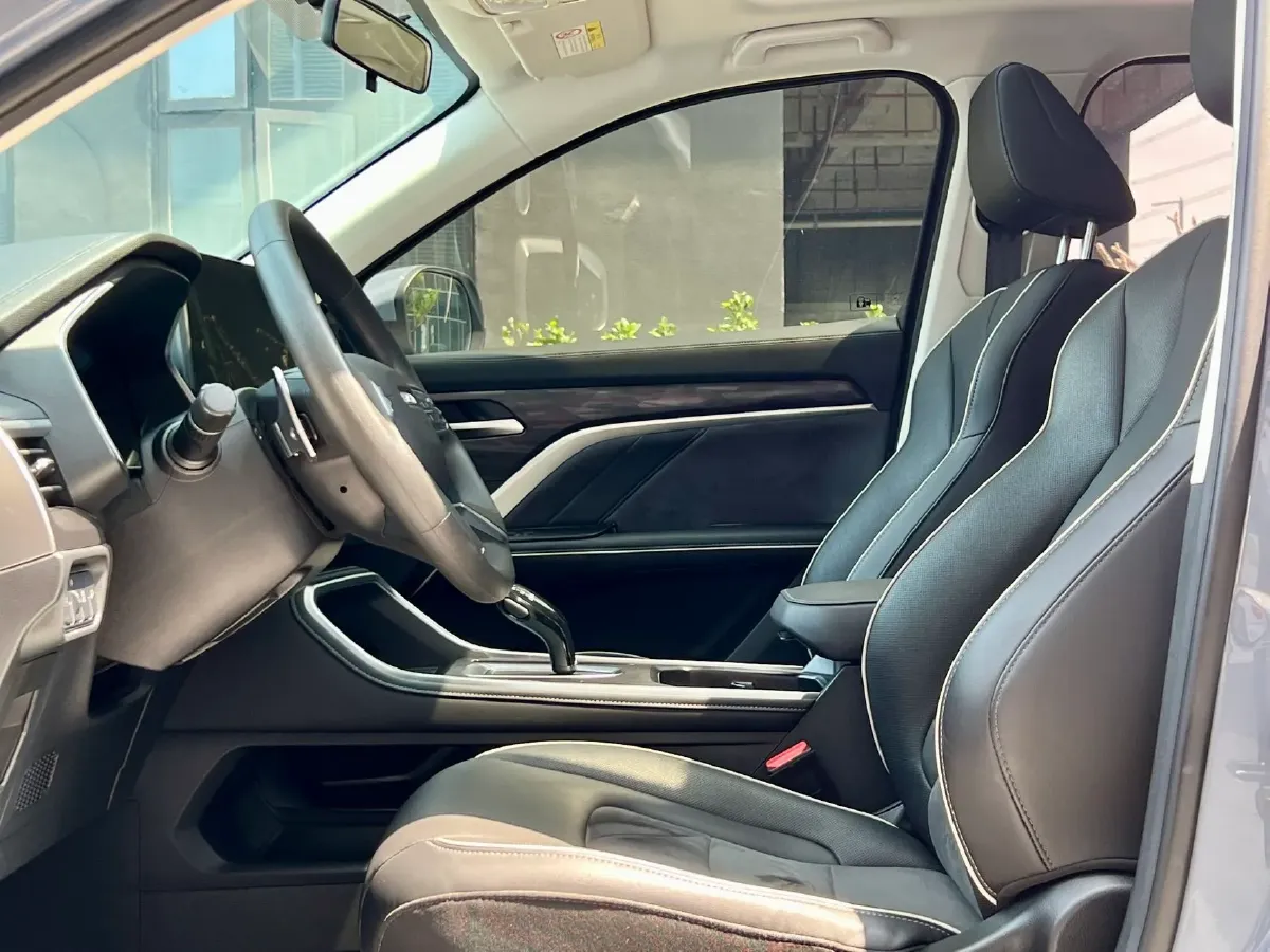 2023 Haval H6 1.5T 150HP L4 7DCT,autocango,china used car exporter,china ev exporter,chinese used car exporter,chinese used ev exporter