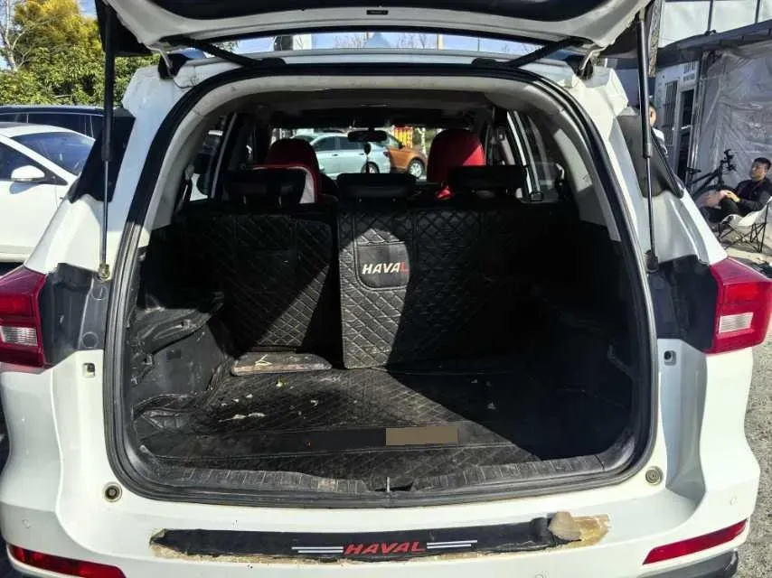 2017 Haval M6 1.5T 150HP L4 6AT,autocango,china used car exporter,china ev exporter,chinese used car exporter,chinese used ev exporter