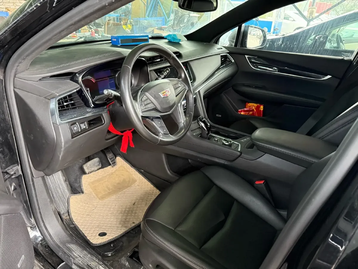 2023 Cadillac XT5 2.0T 237HP L4 9AT,autocango,china used car exporter,china ev exporter,chinese used car exporter,chinese used ev exporter