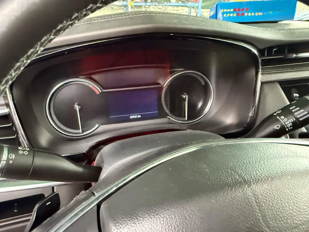 2023 Cadillac XT5 2.0T 237HP L4 9AT,autocango,china used car exporter,china ev exporter,chinese used car exporter,chinese used ev exporter