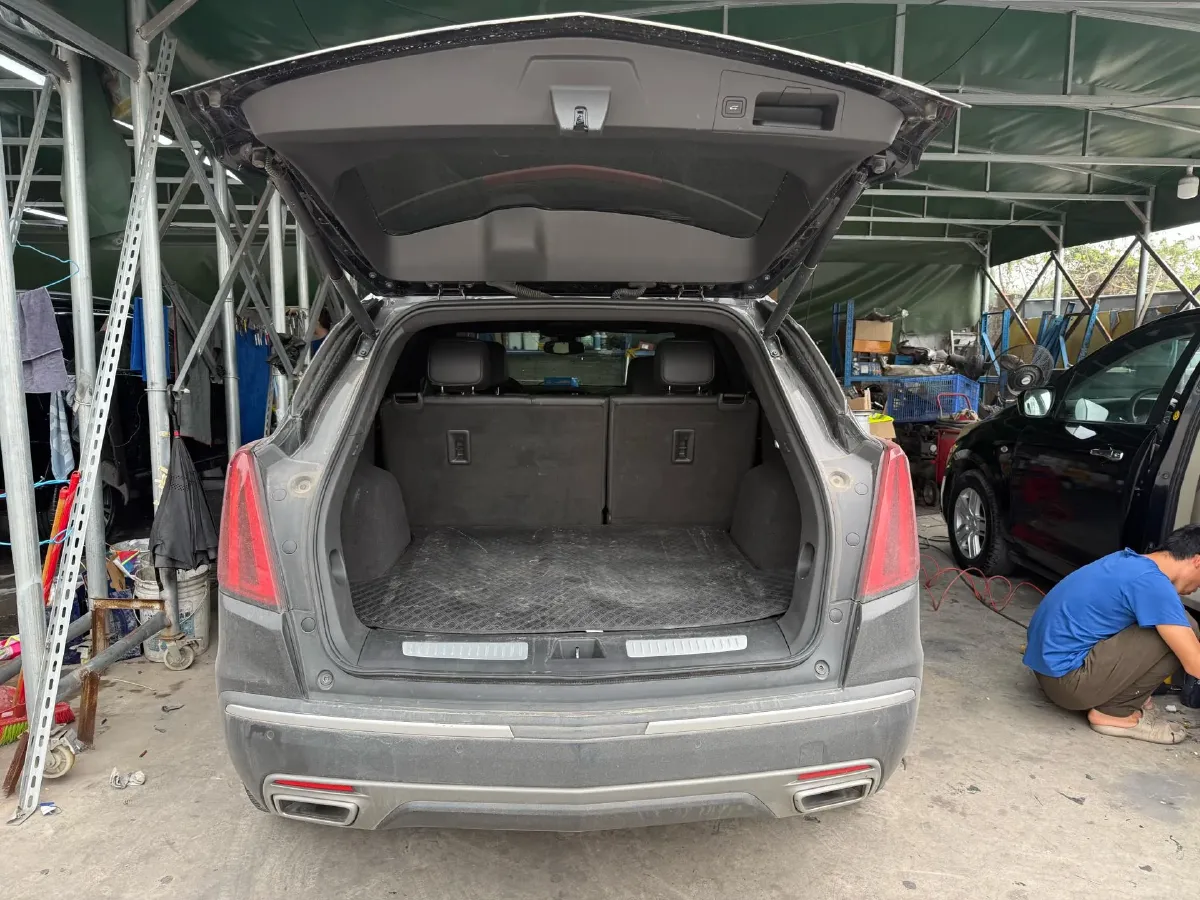 2023 Cadillac XT5 2.0T 237HP L4 9AT,autocango,china used car exporter,china ev exporter,chinese used car exporter,chinese used ev exporter