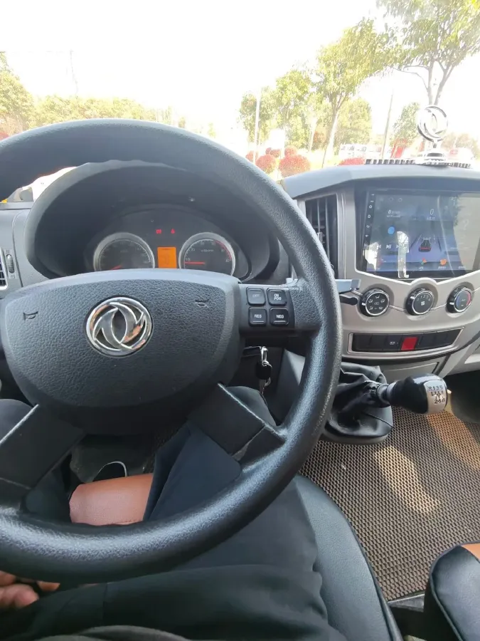 2020 DongFeng DFAC YuFeng 2.5T 136HP L4 6MT,autocango,china used car exporter,china ev exporter,chinese used car exporter,chinese used ev exporter