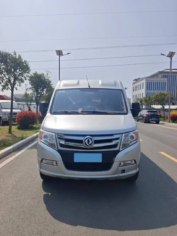 2020 DongFeng DFAC YuFeng 2.5T 136HP L4 6MT,autocango,china used car exporter,china ev exporter,chinese used car exporter,chinese used ev exporter