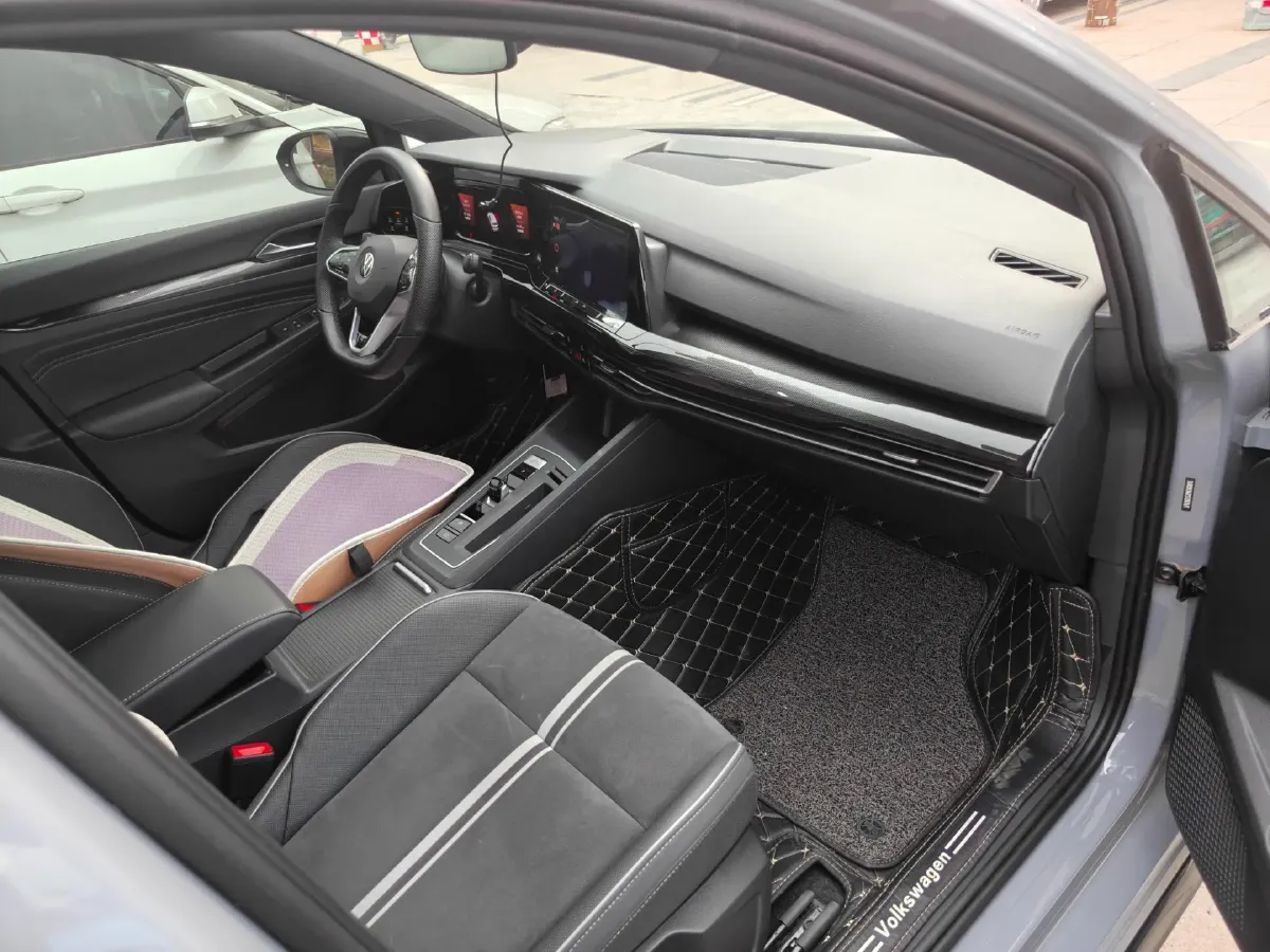 2023 Volkswagen Golf 1.4T 150HP L4 7DCT,autocango,china used car exporter,china ev exporter,chinese used car exporter,chinese used ev exporter