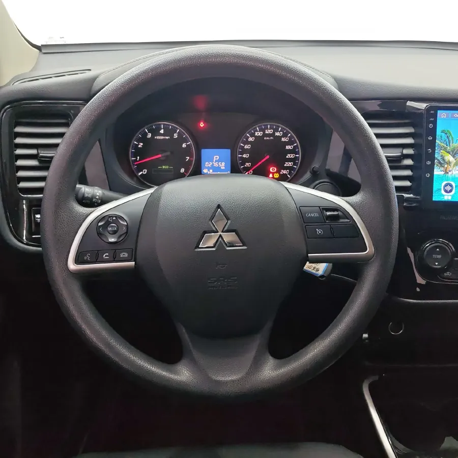 2021 Mitsubishi Outlander 2.0L 166HP L4 CVT,autocango,china used car exporter,china ev exporter,chinese used car exporter,chinese used ev exporter