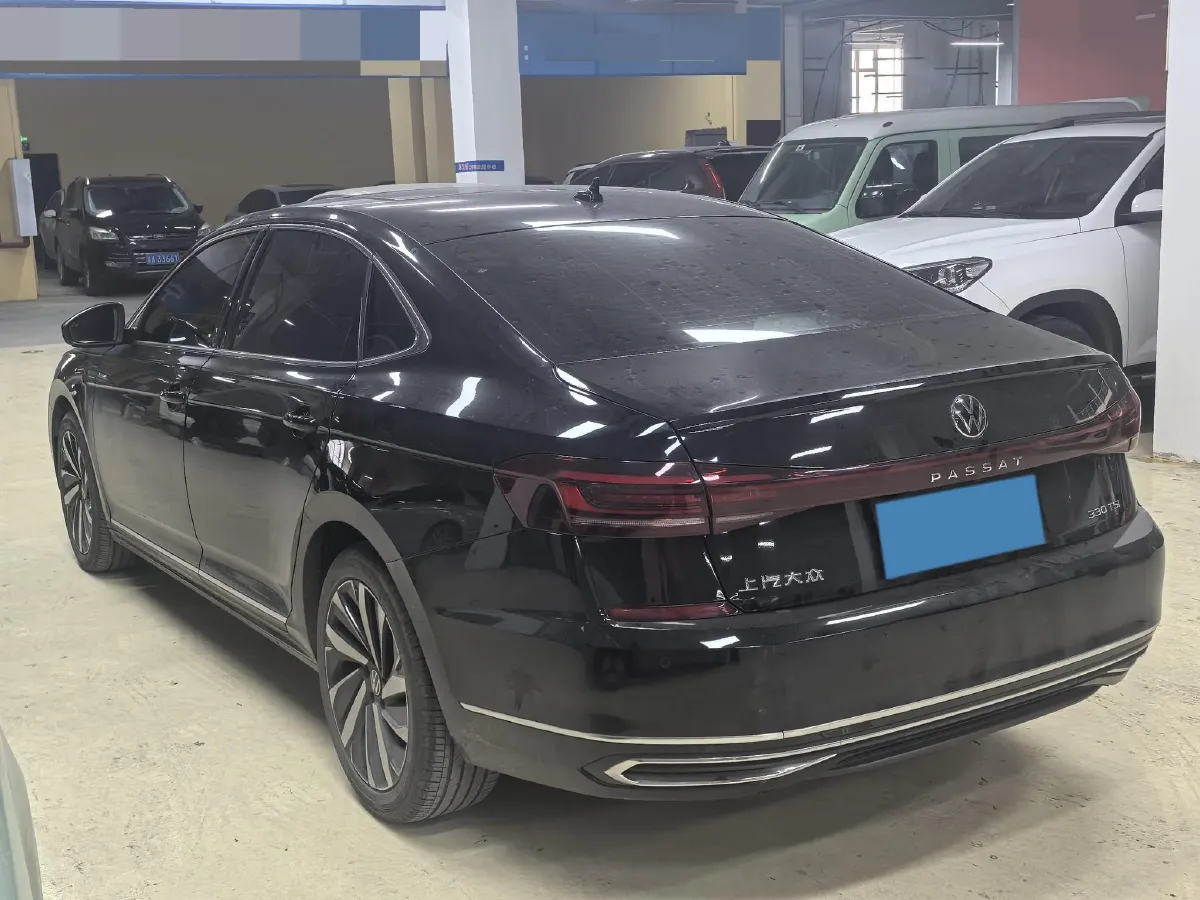 2023 Volkswagen Passat 2.0T 186HP L4 7DCT,autocango,china used car exporter,china ev exporter,chinese used car exporter,chinese used ev exporter