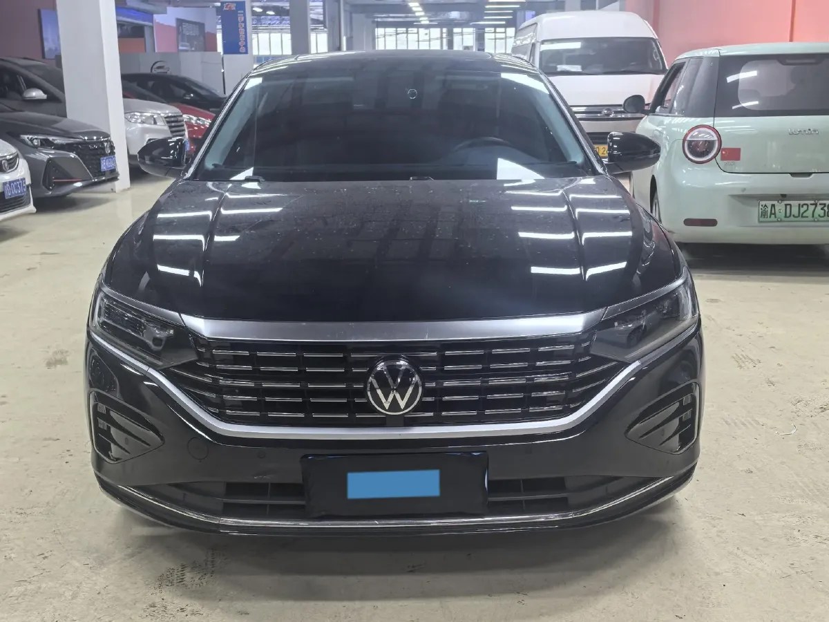 2023 Volkswagen Passat 2.0T 186HP L4 7DCT,autocango,china used car exporter,china ev exporter,chinese used car exporter,chinese used ev exporter