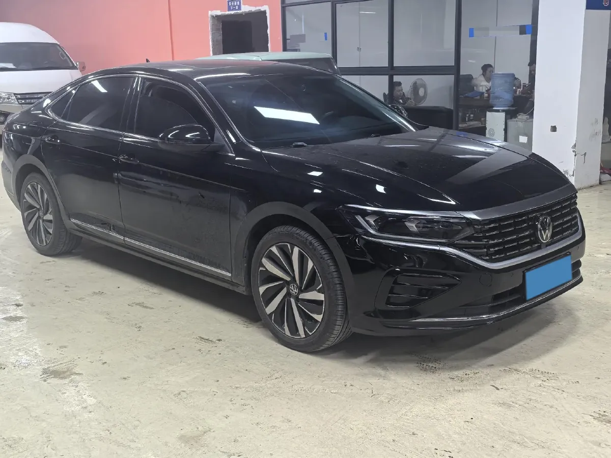 2023 Volkswagen Passat 2.0T 186HP L4 7DCT,autocango,china used car exporter,china ev exporter,chinese used car exporter,chinese used ev exporter
