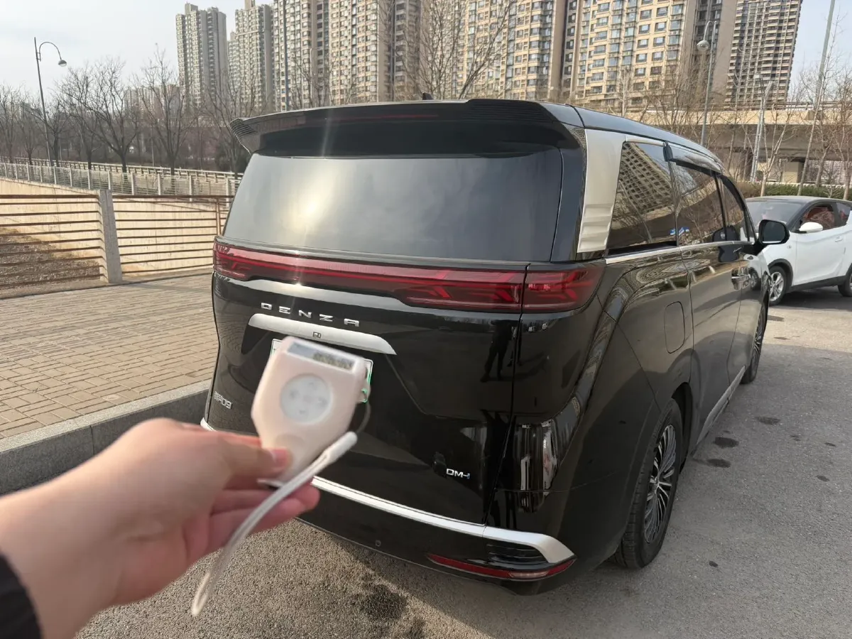 2022 HongQi HS7 3.0T 337HP V6 8AT,autocango,china used car exporter,china ev exporter,chinese used car exporter,chinese used ev exporter