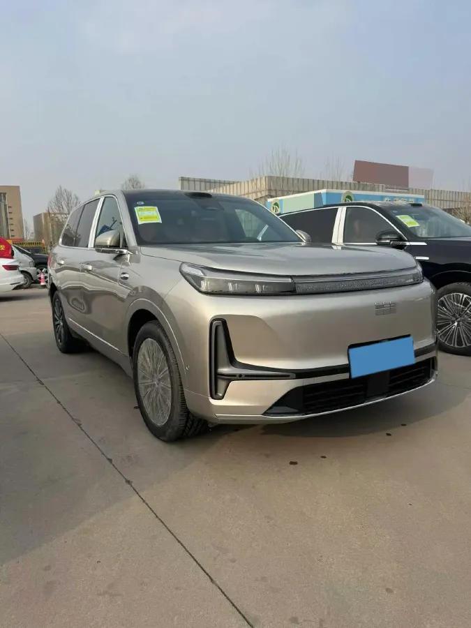 2025 Geely Galaxy M9 1.5T 163HP L4 3DHT PHEV,autocango,china used car exporter,china ev exporter,chinese used car exporter,chinese used ev exporter