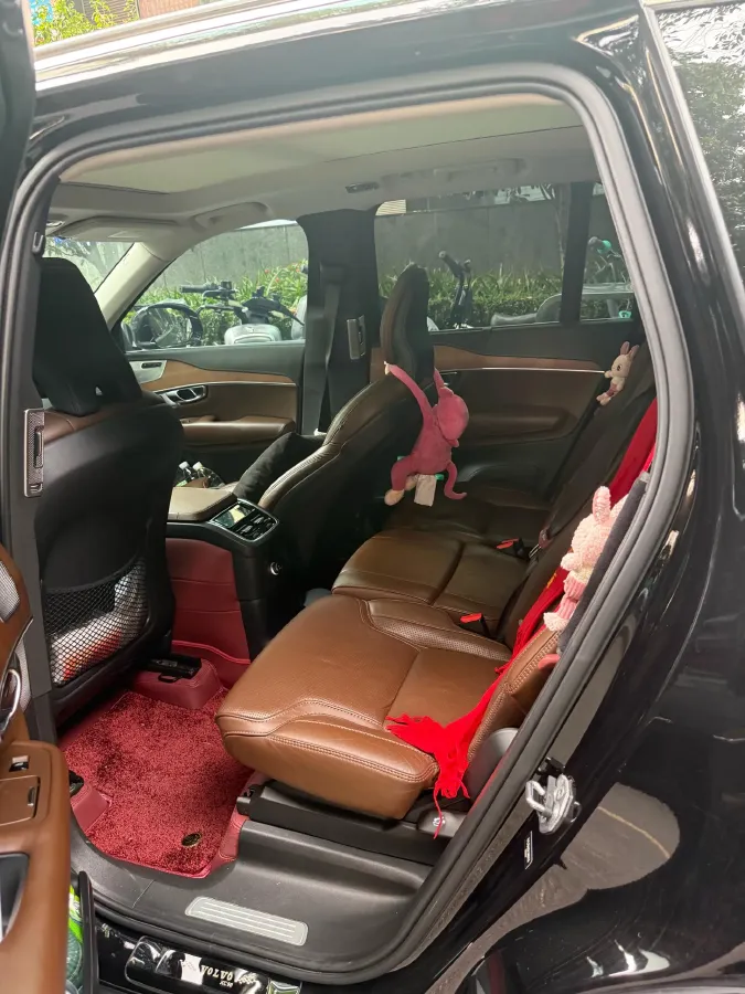 2019 Volvo XC90 PHEV 2.0T 320HP L4 8AT PHEV 10.4KWH,autocango,china used car exporter,china ev exporter,chinese used car exporter,chinese used ev exporter