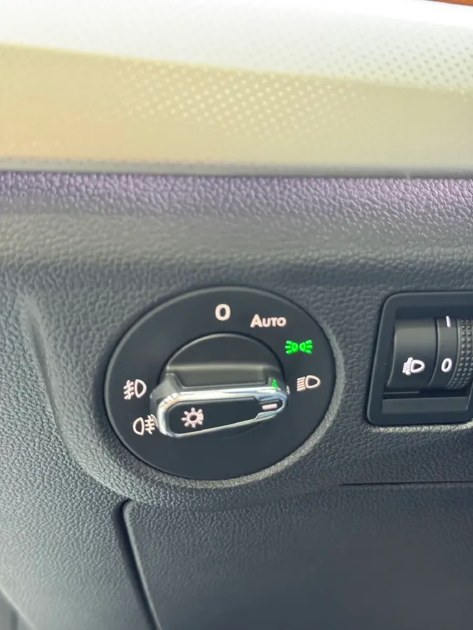 2023 Volkswagen Bora 1.2T 116HP L4 7DCT,autocango,china used car exporter,china ev exporter,chinese used car exporter,chinese used ev exporter