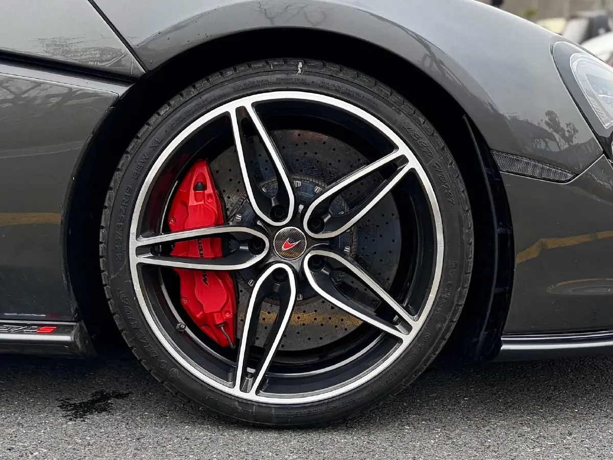 2015 McLaren 570 3.8T 570HP V8 7DCT,autocango,china used car exporter,china ev exporter,chinese used car exporter,chinese used ev exporter