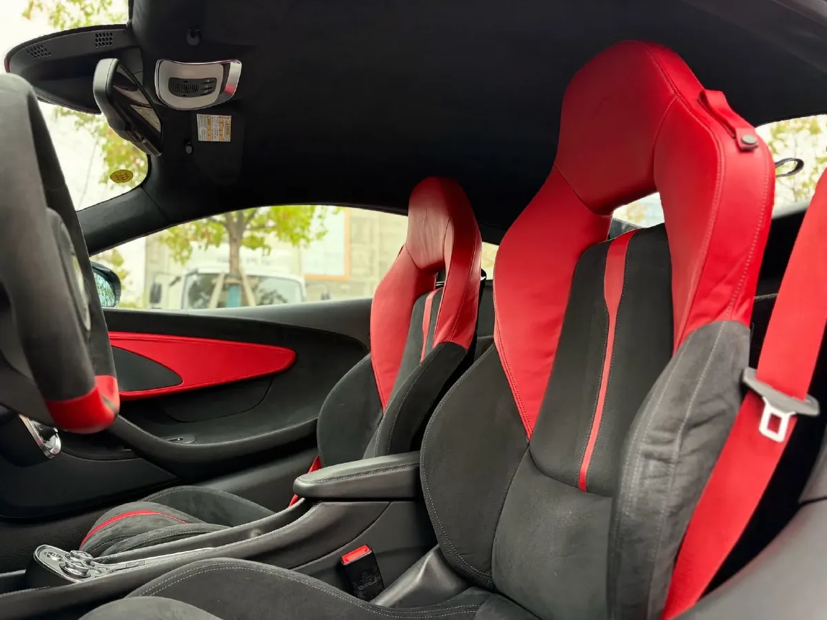 2015 McLaren 570 3.8T 570HP V8 7DCT,autocango,china used car exporter,china ev exporter,chinese used car exporter,chinese used ev exporter