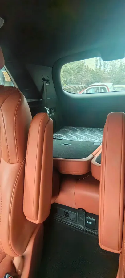 2023 Li L7 Range Extended 154HP REEV 40.9KWH,autocango,china used car exporter,china ev exporter,chinese used car exporter,chinese used ev exporter