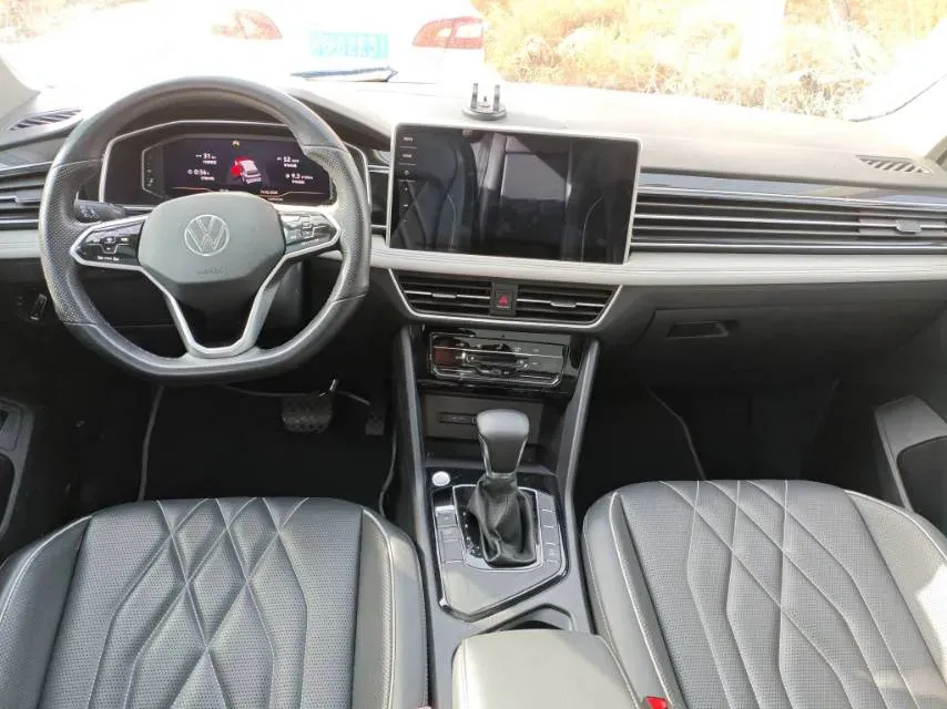 2023 Volkswagen Tiguan L 1.5T 160HP L4 7DCT,autocango,china used car exporter,china ev exporter,chinese used car exporter,chinese used ev exporter