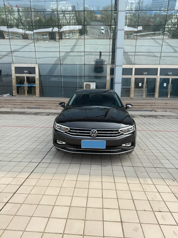 2020 Volkswagen Magotan 1.4T 150HP L4 7DCT,autocango,china used car exporter,china ev exporter,chinese used car exporter,chinese used ev exporter