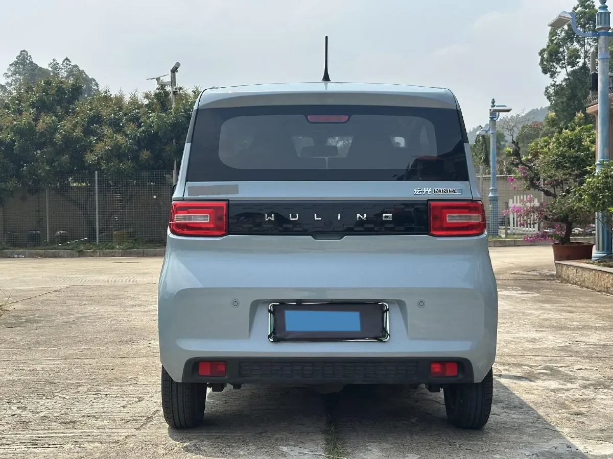 2020 WuLing HongGuang MINI EV BEV 13.8KWH,autocango,china used car exporter,china ev exporter,chinese used car exporter,chinese used ev exporter