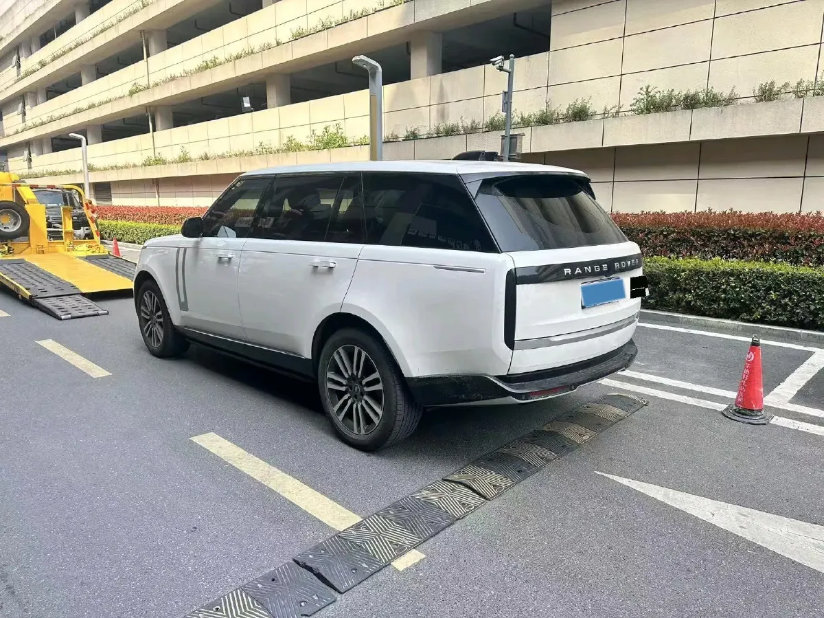 2023 Land Rover Range Rover 3.0T 400HP L6 8AT,autocango,china used car exporter,china ev exporter,chinese used car exporter,chinese used ev exporter