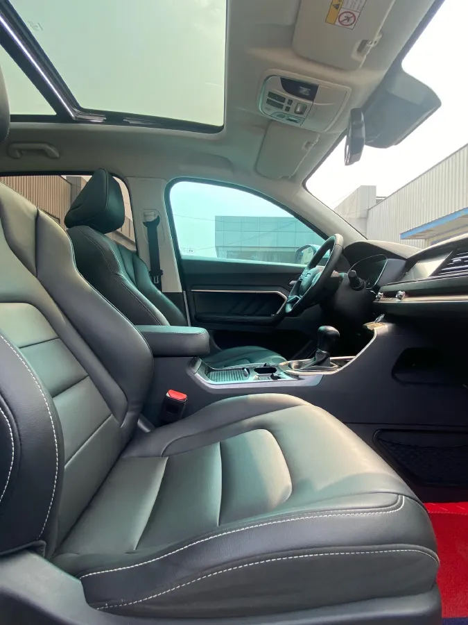 2019 Haval H6 2.0T 197HP L4 7DCT,autocango,china used car exporter,china ev exporter,chinese used car exporter,chinese used ev exporter