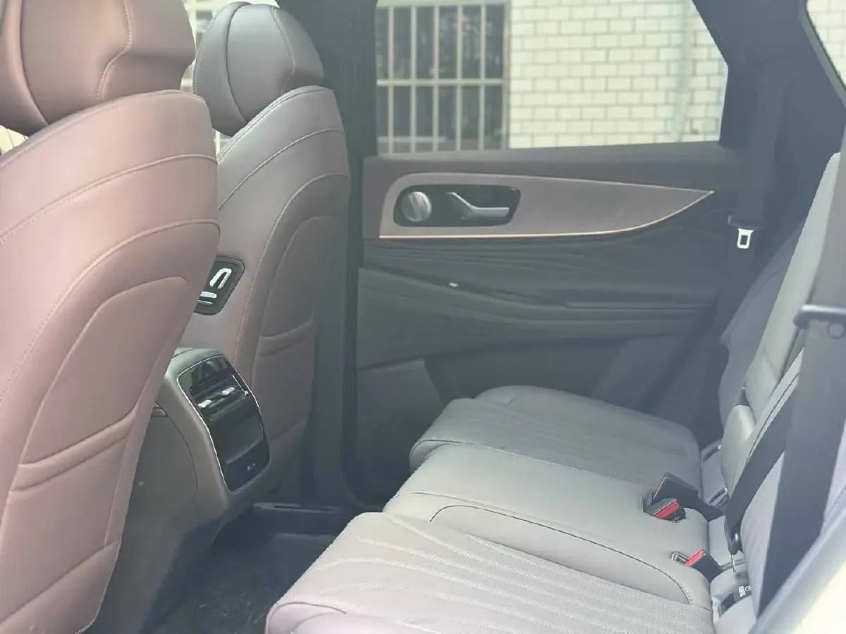 2025 Chery Tiggo 9 2.0T 261HP L4 8AT,autocango,china used car exporter,china ev exporter,chinese used car exporter,chinese used ev exporter