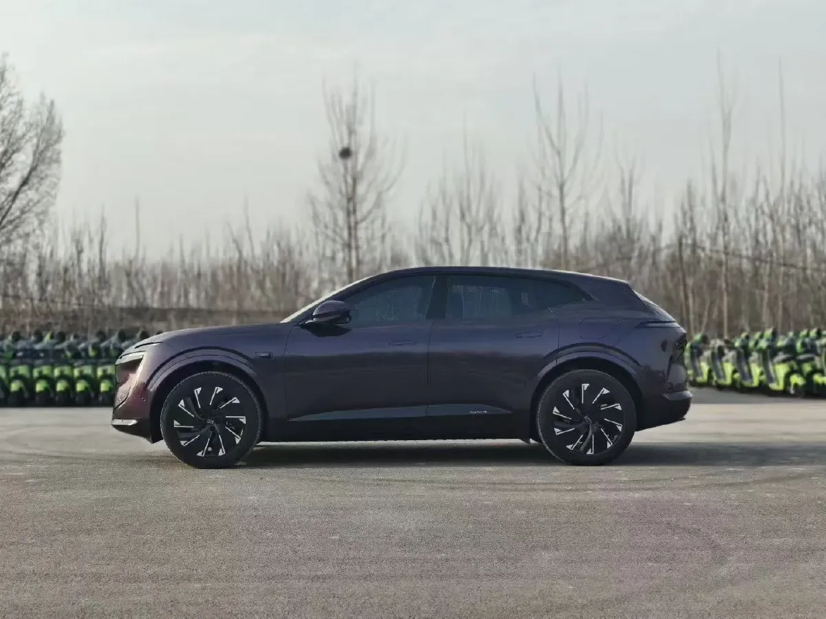 2024 Avatr 07 BEV 82.16KWH,autocango,china used car exporter,china ev exporter,chinese used car exporter,chinese used ev exporter