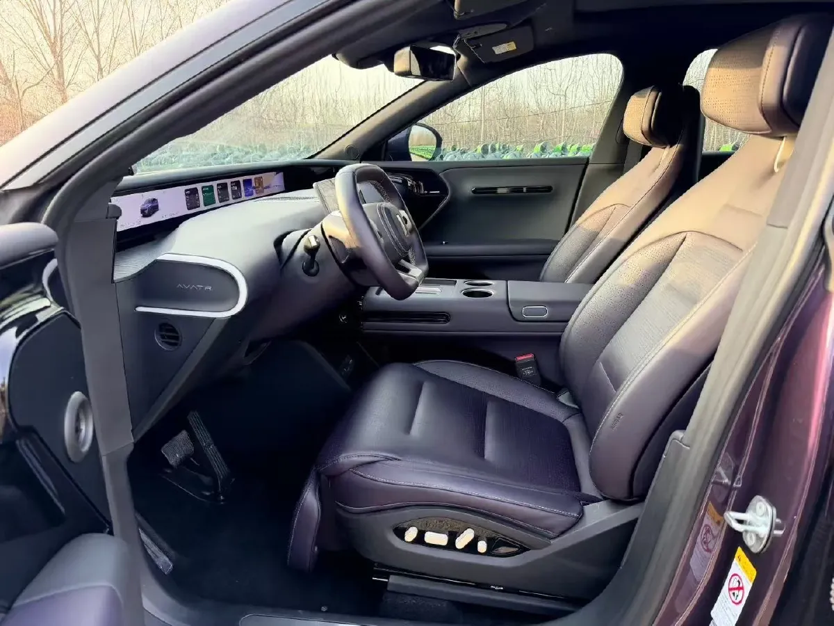 2024 Avatr 07 BEV 82.16KWH,autocango,china used car exporter,china ev exporter,chinese used car exporter,chinese used ev exporter