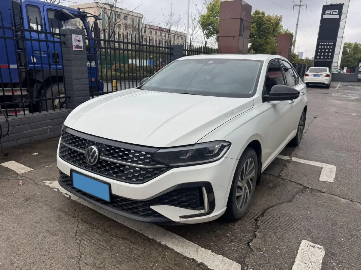 2024 Volkswagen Lavida 1.5T 160HP L4 7DCT,autocango,china used car exporter,china ev exporter,chinese used car exporter,chinese used ev exporter