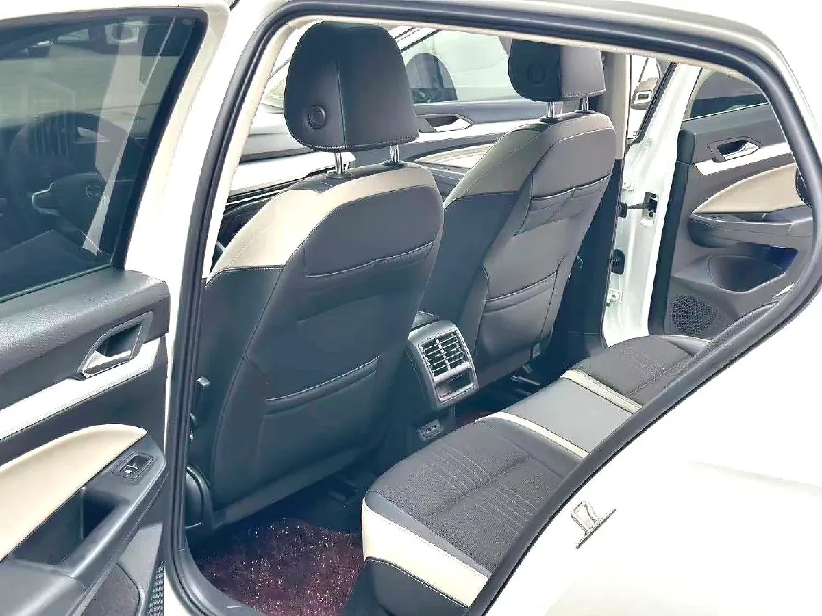 2021 Volkswagen Golf 1.4T 150HP L4 7DCT,autocango,china used car exporter,china ev exporter,chinese used car exporter,chinese used ev exporter