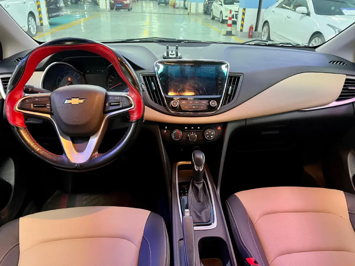 2022 Chevrolet Monza 1.5L 113HP L4 6AT,autocango,china used car exporter,china ev exporter,chinese used car exporter,chinese used ev exporter