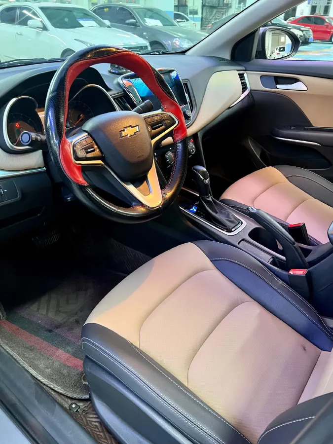 2022 Chevrolet Monza 1.5L 113HP L4 6AT,autocango,china used car exporter,china ev exporter,chinese used car exporter,chinese used ev exporter