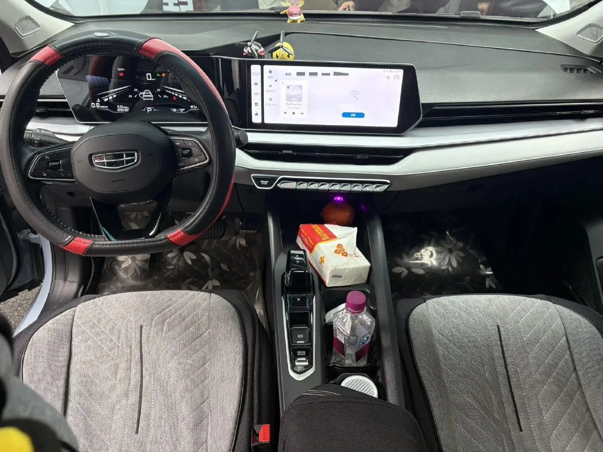 2024 Geely Binray 1.5T 181HP L4 7DCT,autocango,china used car exporter,china ev exporter,chinese used car exporter,chinese used ev exporter