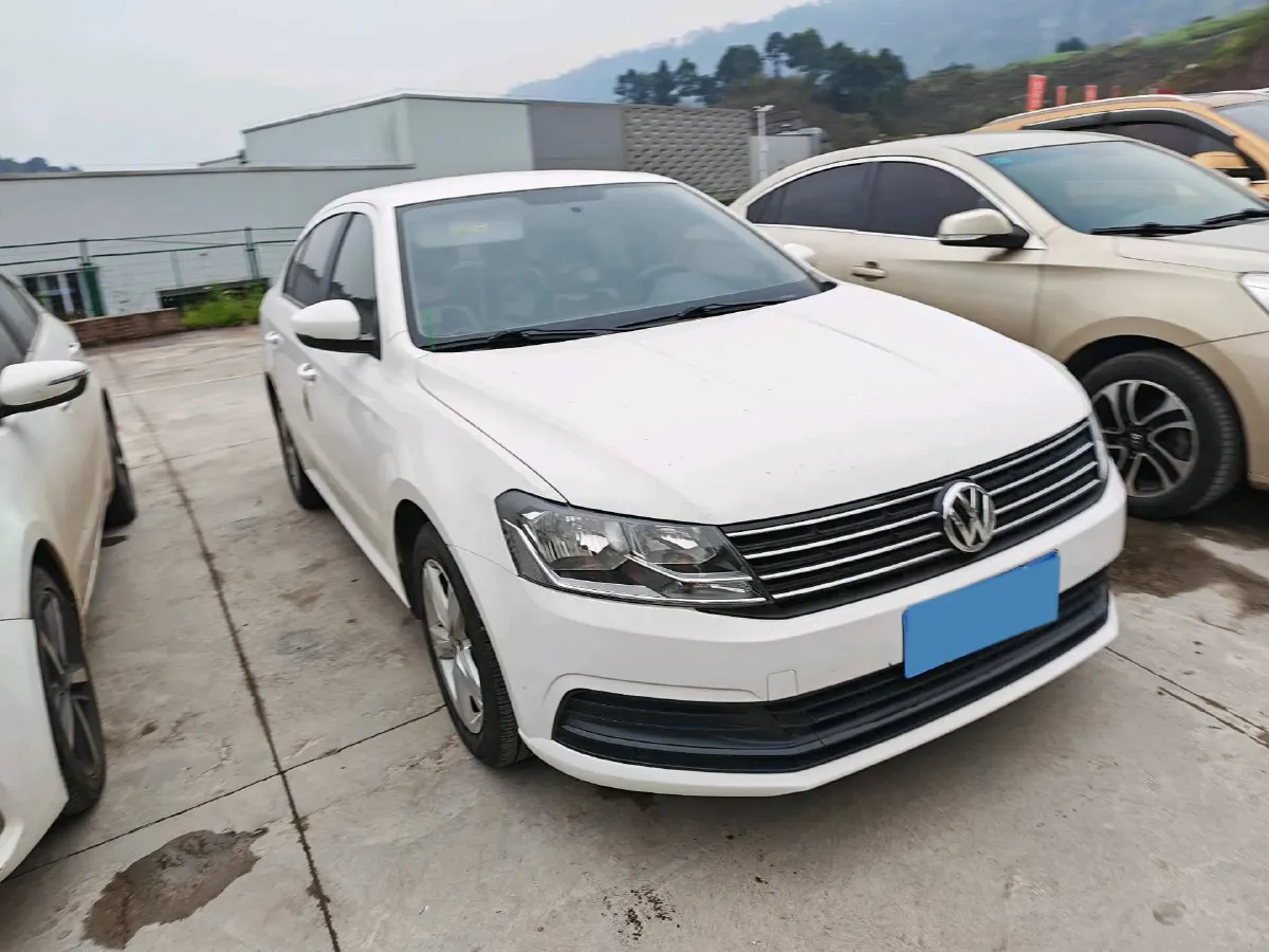 2017 Buick Excelle 1.5L 114HP L4 5MT,autocango,china used car exporter,china ev exporter,chinese used car exporter,chinese used ev exporter