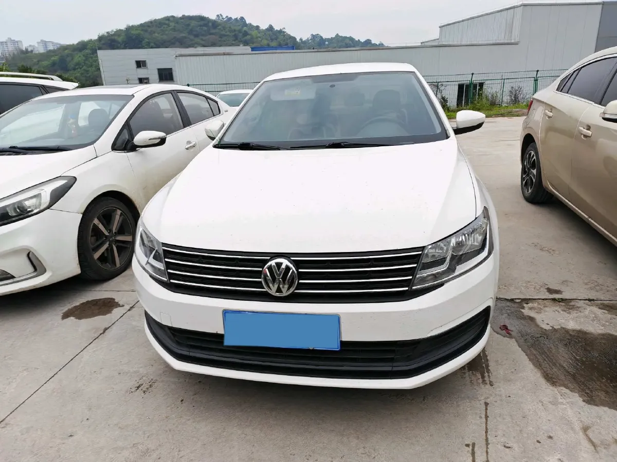 2017 Buick Excelle 1.5L 114HP L4 5MT,autocango,china used car exporter,china ev exporter,chinese used car exporter,chinese used ev exporter