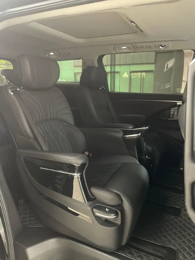 2023 GAC Trumpchi M8 2.0T 252HP L4 8AT,autocango,china used car exporter,china ev exporter,chinese used car exporter,chinese used ev exporter