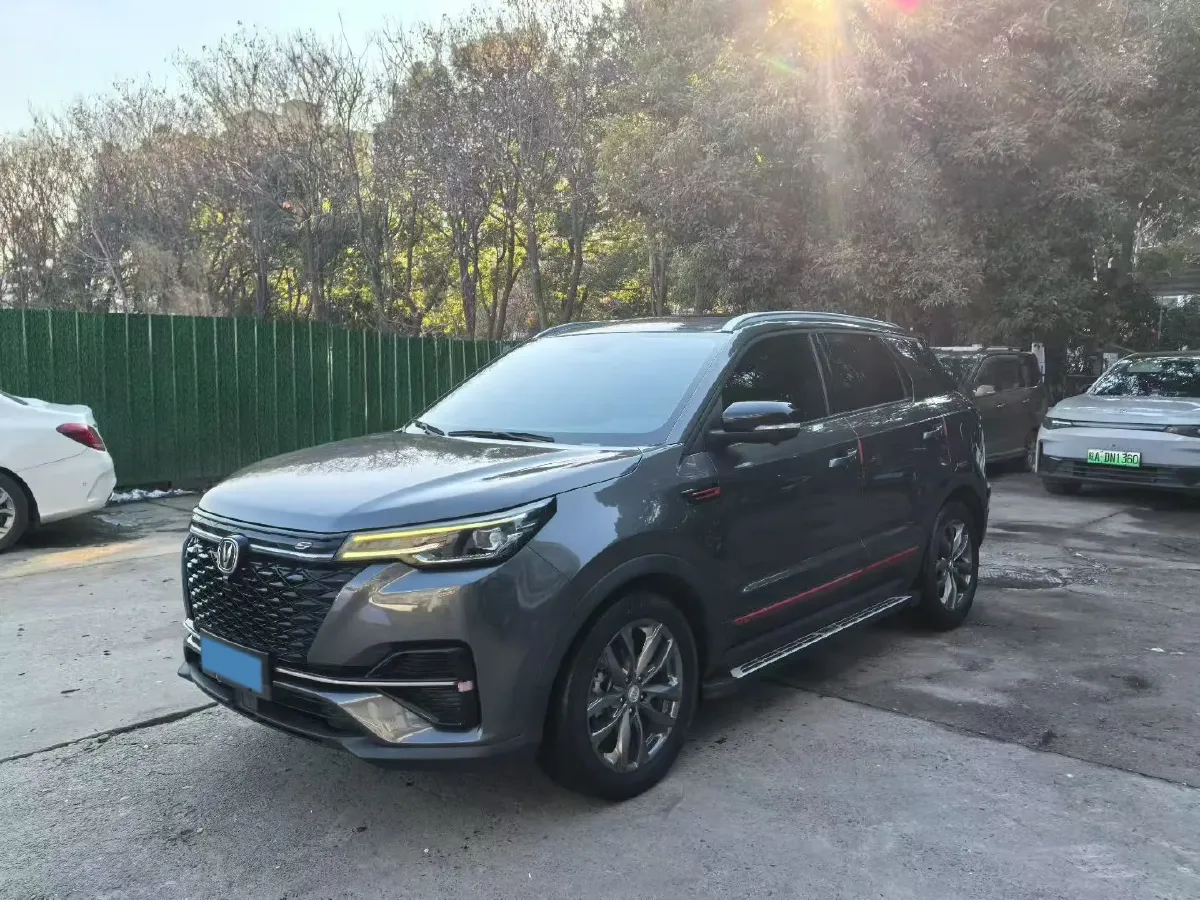 2021 ChangAn CS55 Plus 1.5T 180HP L4 7DCT,autocango,china used car exporter,china ev exporter,chinese used car exporter,chinese used ev exporter