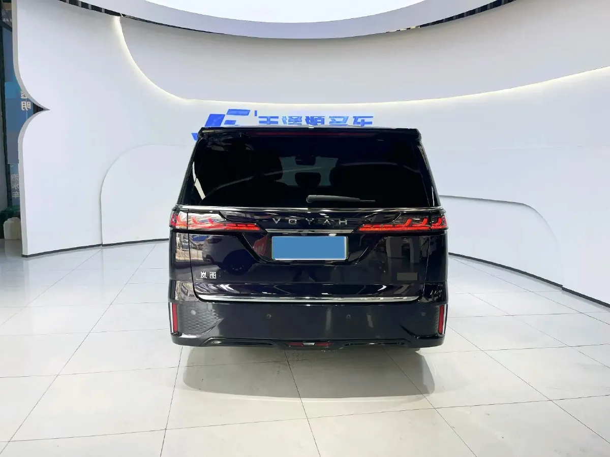 2022 Voyah Dream 1.5T 136HP L4 PHEV 25.57KWH,autocango,china used car exporter,china ev exporter,chinese used car exporter,chinese used ev exporter