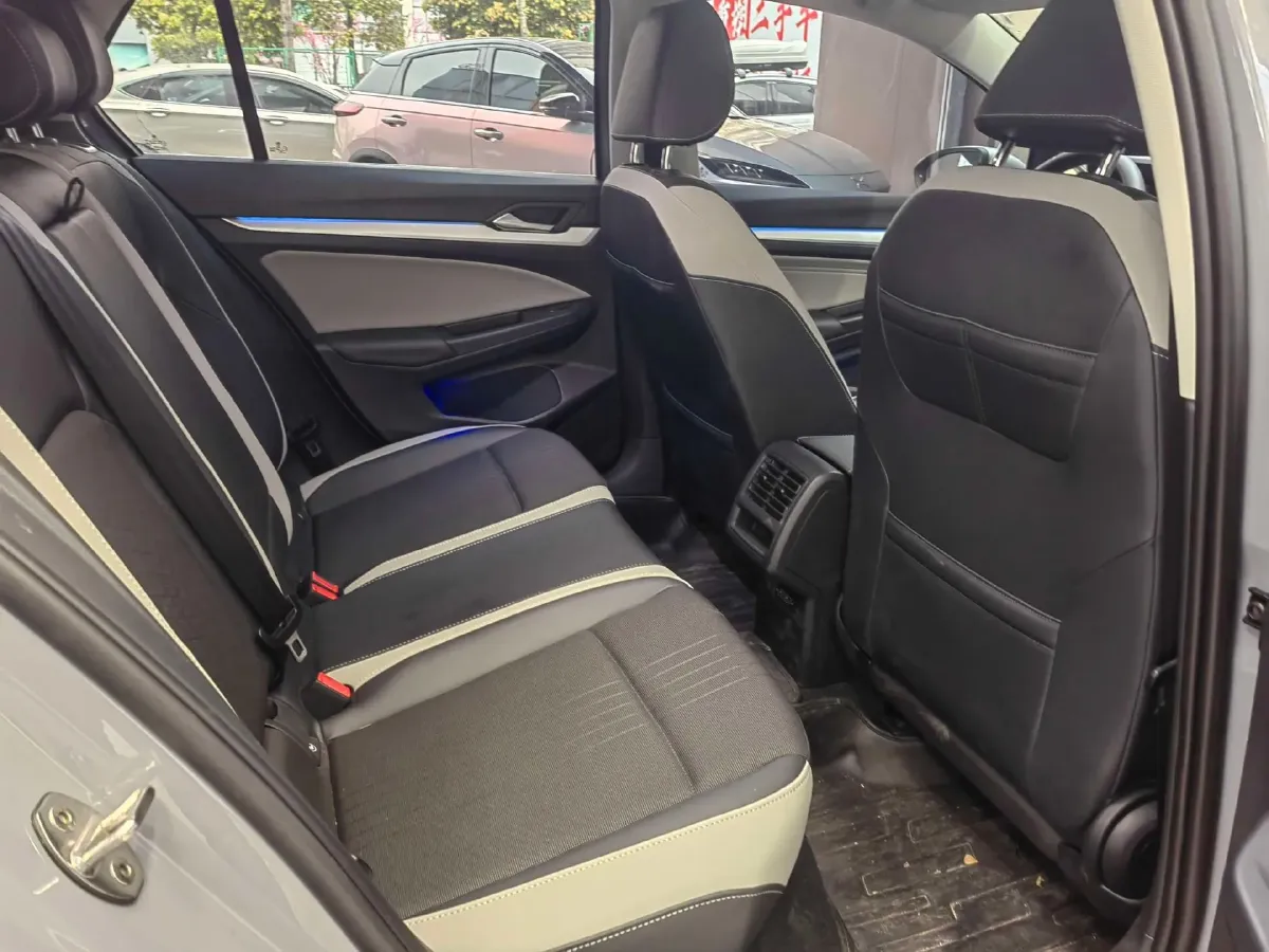 2021 Volkswagen Golf 1.4T 150HP L4 7DCT,autocango,china used car exporter,china ev exporter,chinese used car exporter,chinese used ev exporter