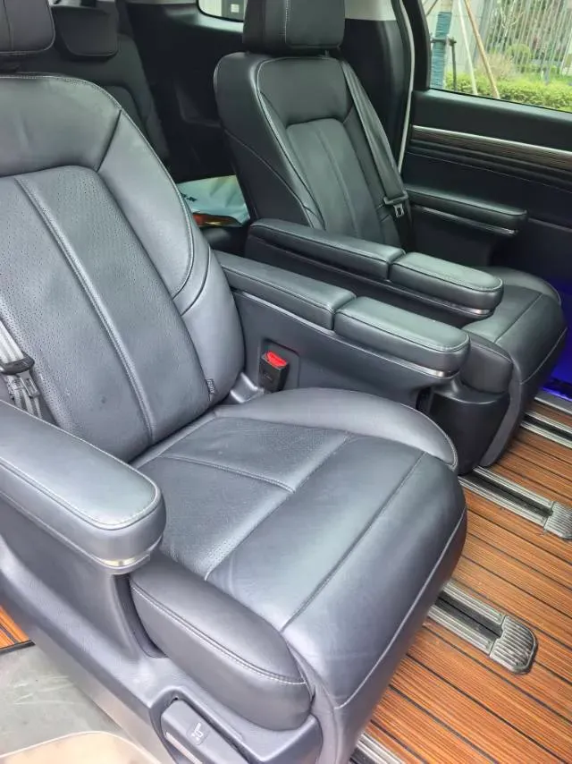 2021 GAC Trumpchi M8 2.0T 252HP L4 8AT,autocango,china used car exporter,china ev exporter,chinese used car exporter,chinese used ev exporter