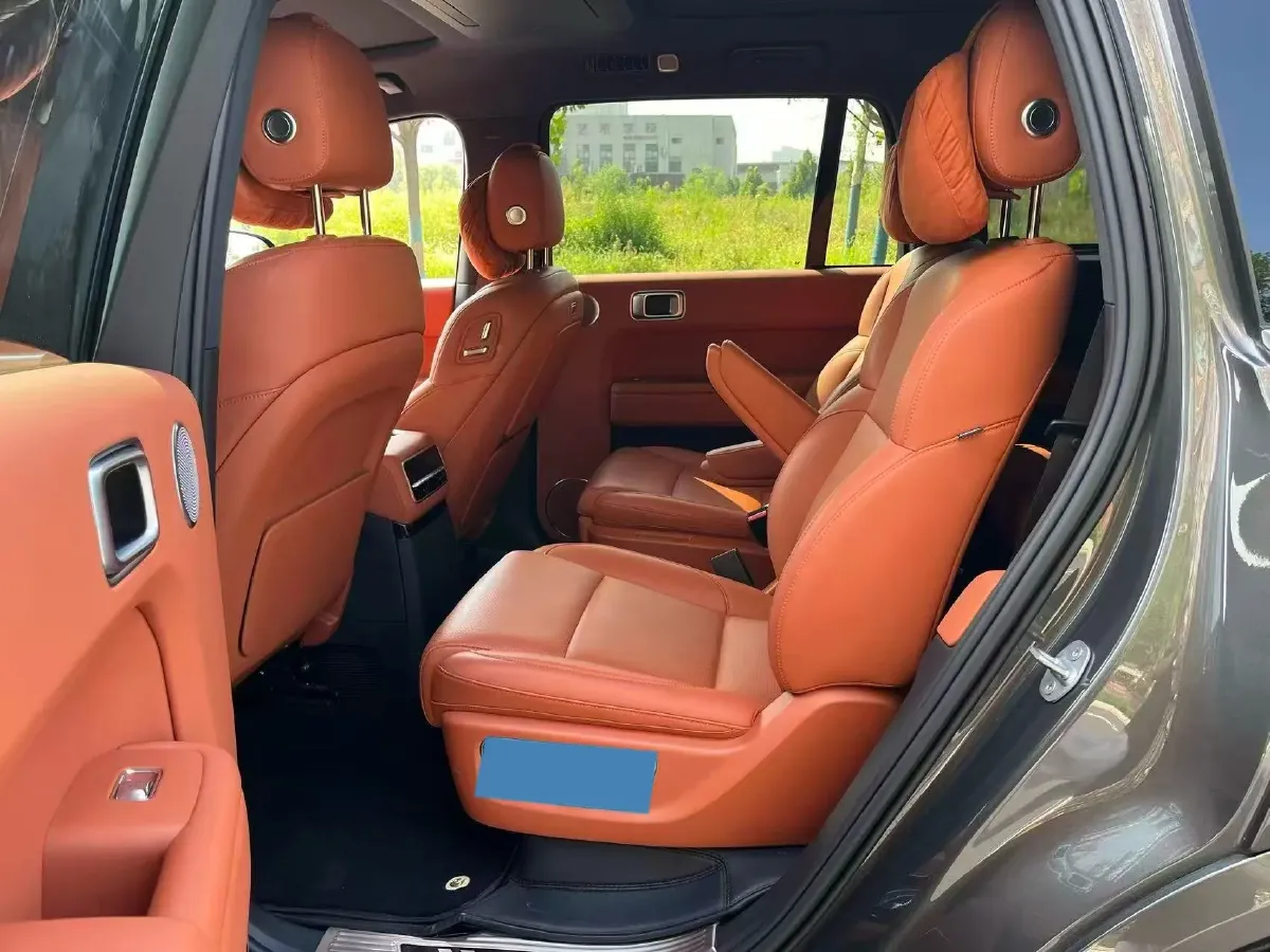 2022 Li L9 Range Extended 154HP REEV 42.6KWH,autocango,china used car exporter,china ev exporter,chinese used car exporter,chinese used ev exporter