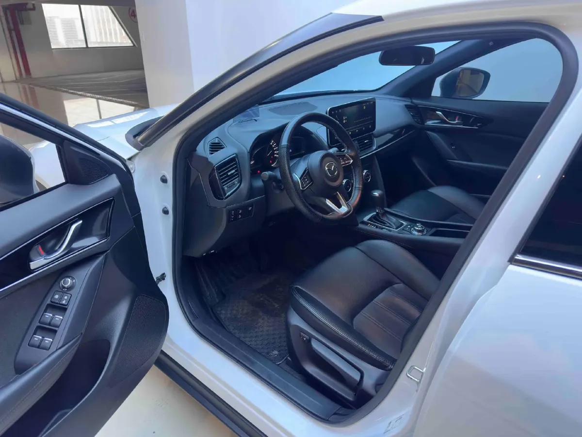 2021 Mazda CX-4 2.0L 158HP L4 6AT,autocango,china used car exporter,china ev exporter,chinese used car exporter,chinese used ev exporter