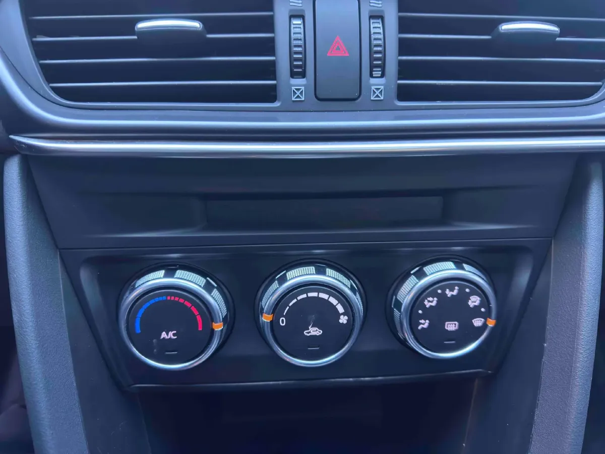 2021 Mazda CX-4 2.0L 158HP L4 6AT,autocango,china used car exporter,china ev exporter,chinese used car exporter,chinese used ev exporter