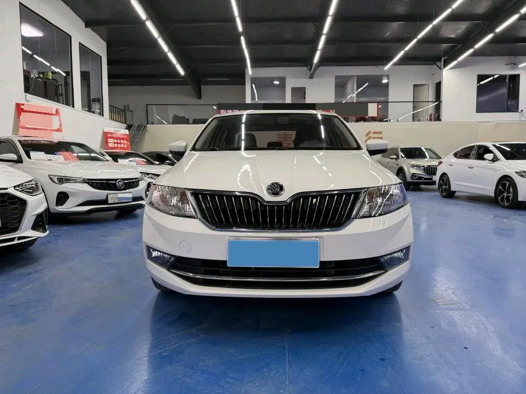 2019 SWM G01 1.5T 156HP L4 6AT,autocango,china used car exporter,china ev exporter,chinese used car exporter,chinese used ev exporter