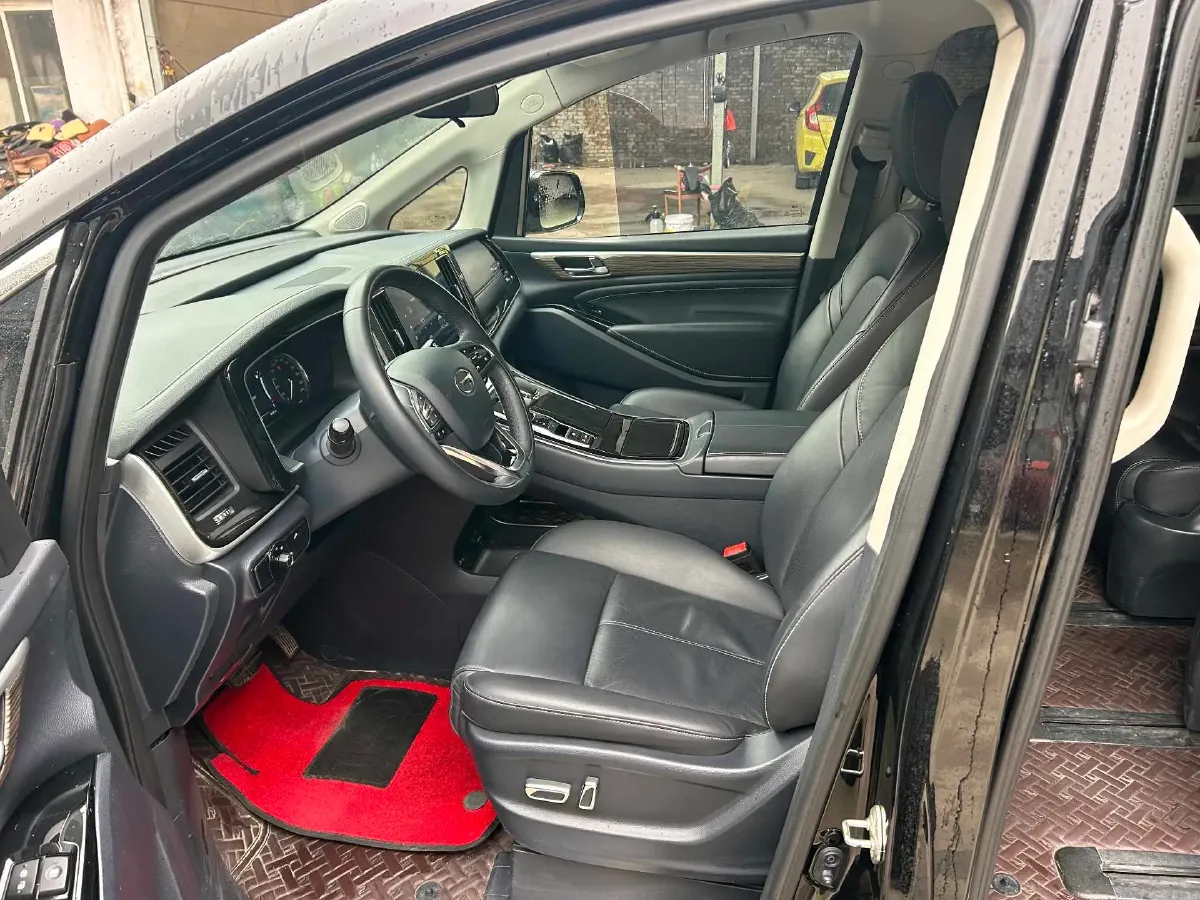 2021 GAC Trumpchi M8 2.0T 252HP L4 8AT,autocango,china used car exporter,china ev exporter,chinese used car exporter,chinese used ev exporter