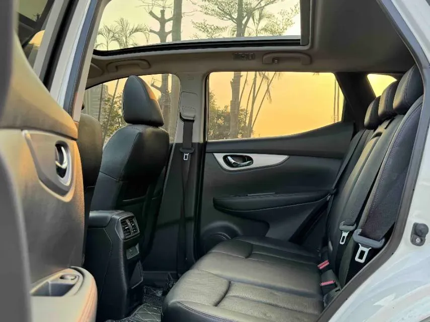 2021 Nissan Qashqai 2.0L 151HP L4 CVT,autocango,china used car exporter,china ev exporter,chinese used car exporter,chinese used ev exporter